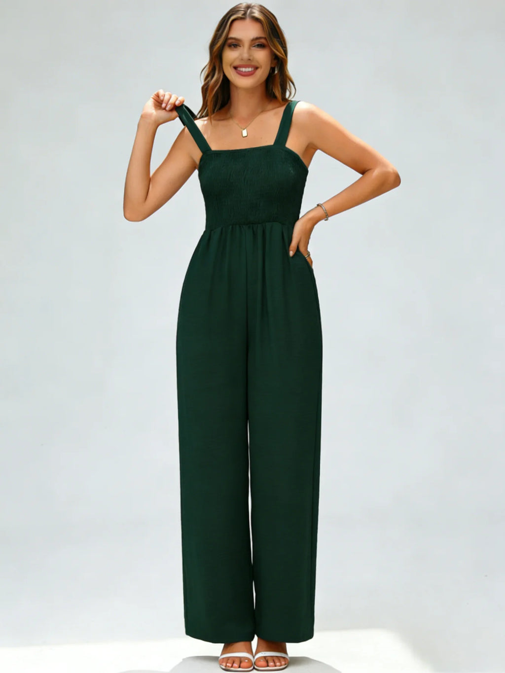 This stylish, minimalist, and sophisticated women's casual jumpsuit—featuring wide legs—is perfect for shopping, strolling, comm