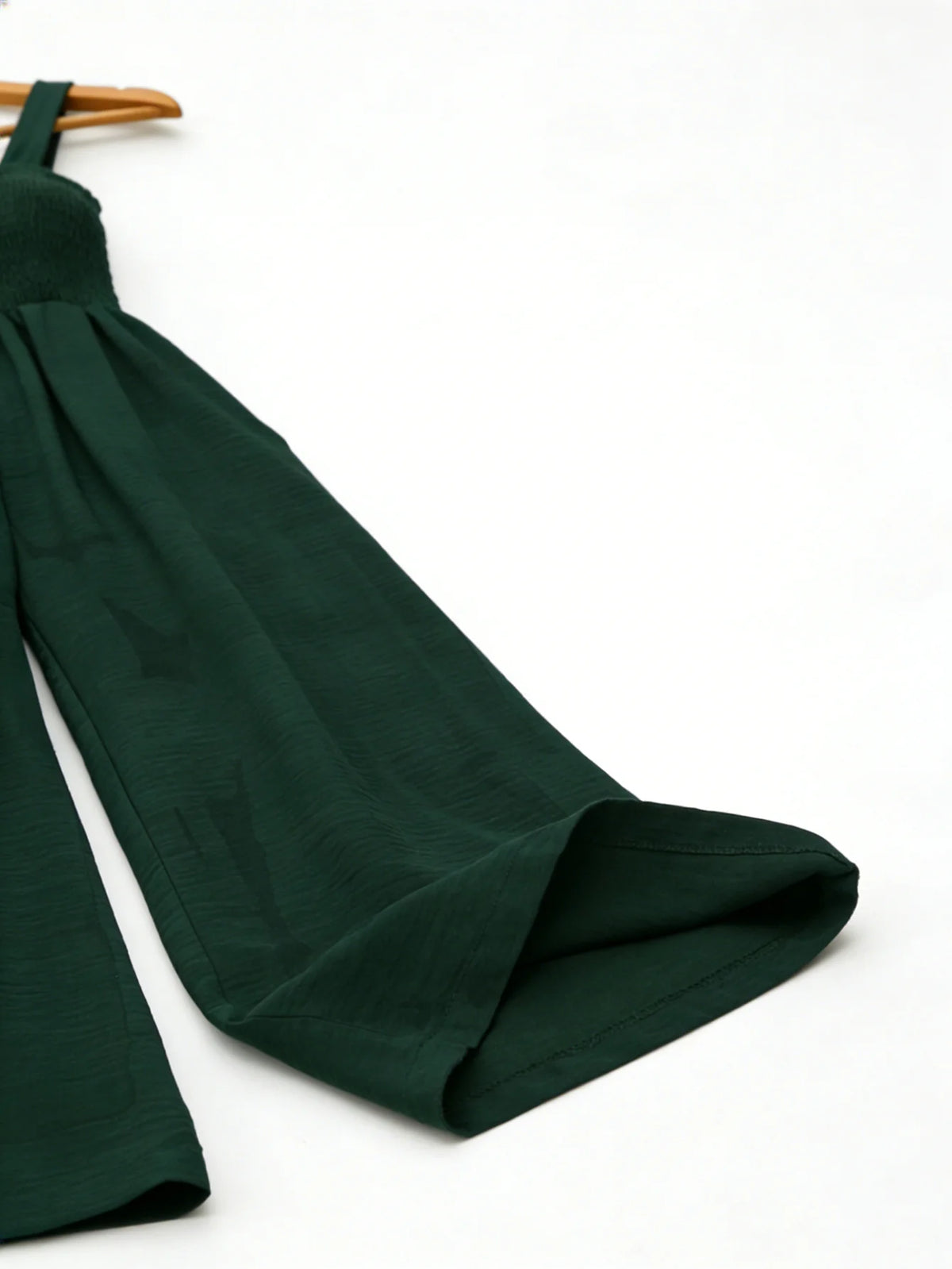 This stylish, minimalist, and sophisticated women's casual jumpsuit—featuring wide legs—is perfect for shopping, strolling, comm