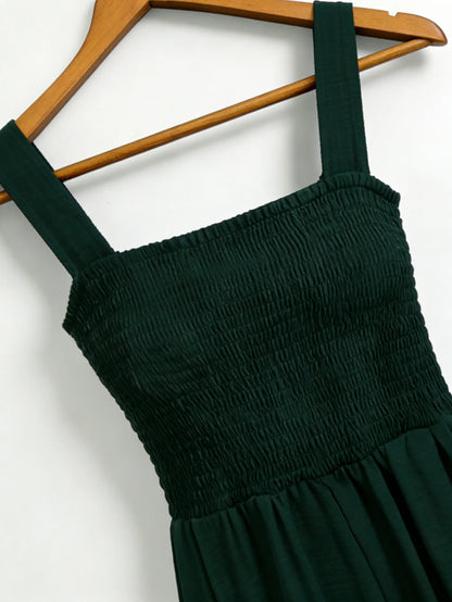 This stylish, minimalist, and sophisticated women's casual jumpsuit—featuring wide legs—is perfect for shopping, strolling, comm