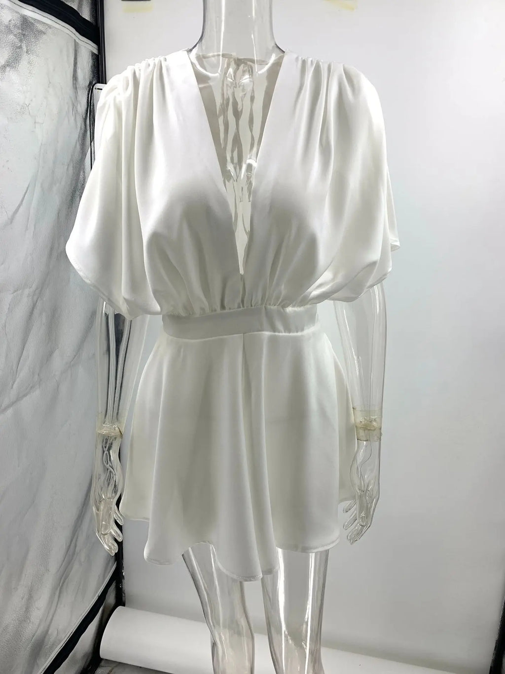 Jump Suits for Women 2025 Summer New Deep V Temperament Commuter Low-cut Sexy Fashion Waist Satin Jumpsuit Women Monos Mujer