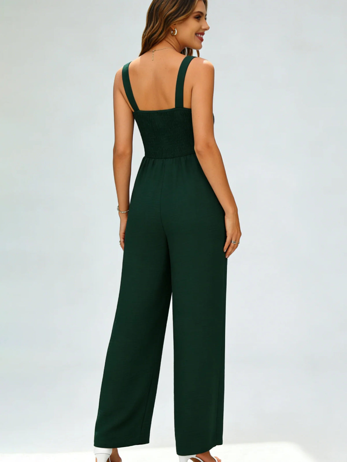This stylish, minimalist, and sophisticated women's casual jumpsuit—featuring wide legs—is perfect for shopping, strolling, comm